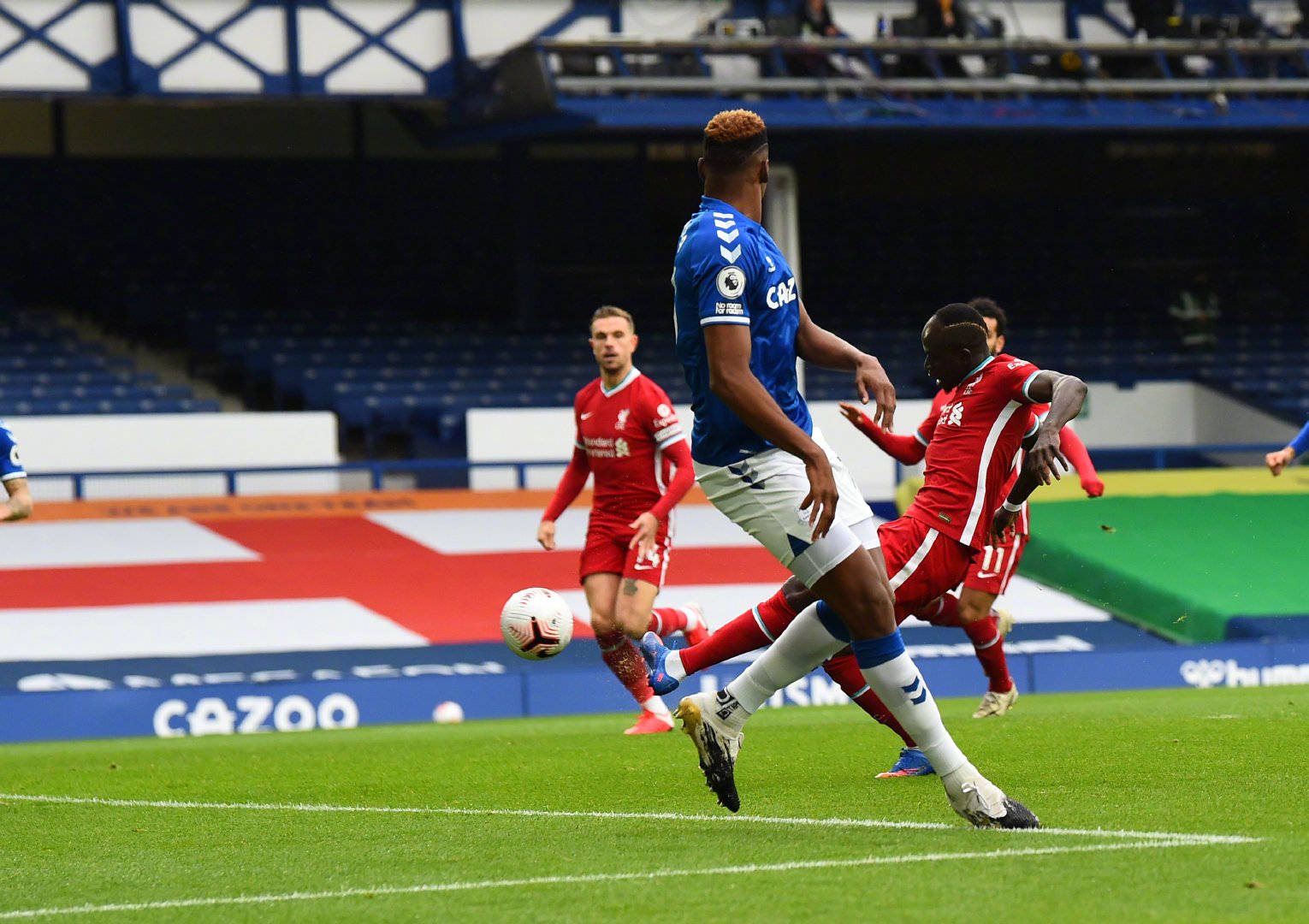 表现是赛场 表现是赛场